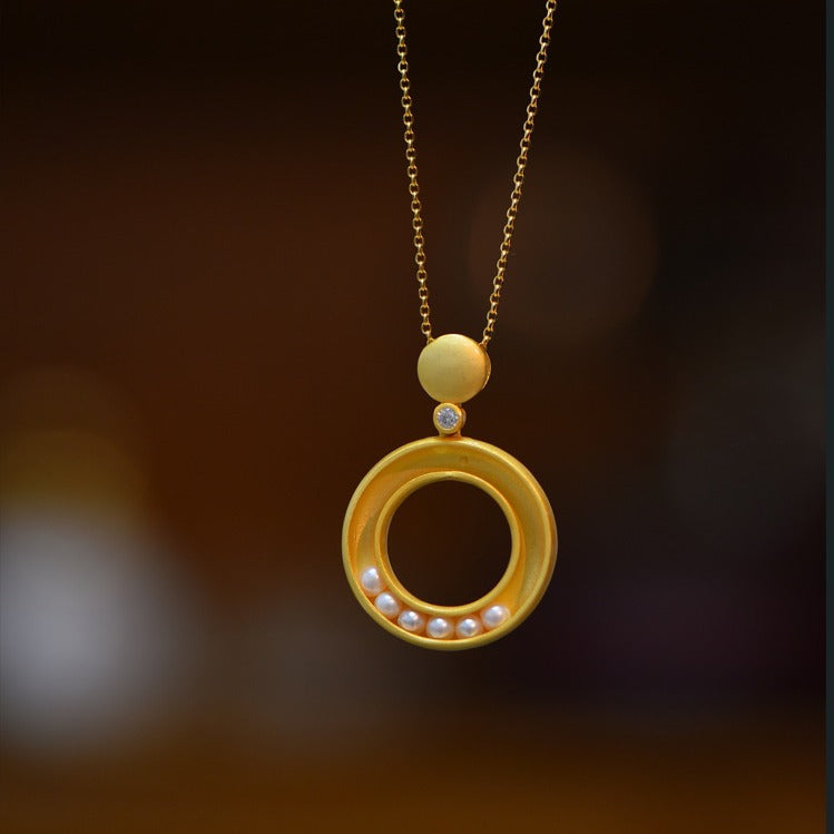 Charming Silver Necklace for Any Occasion