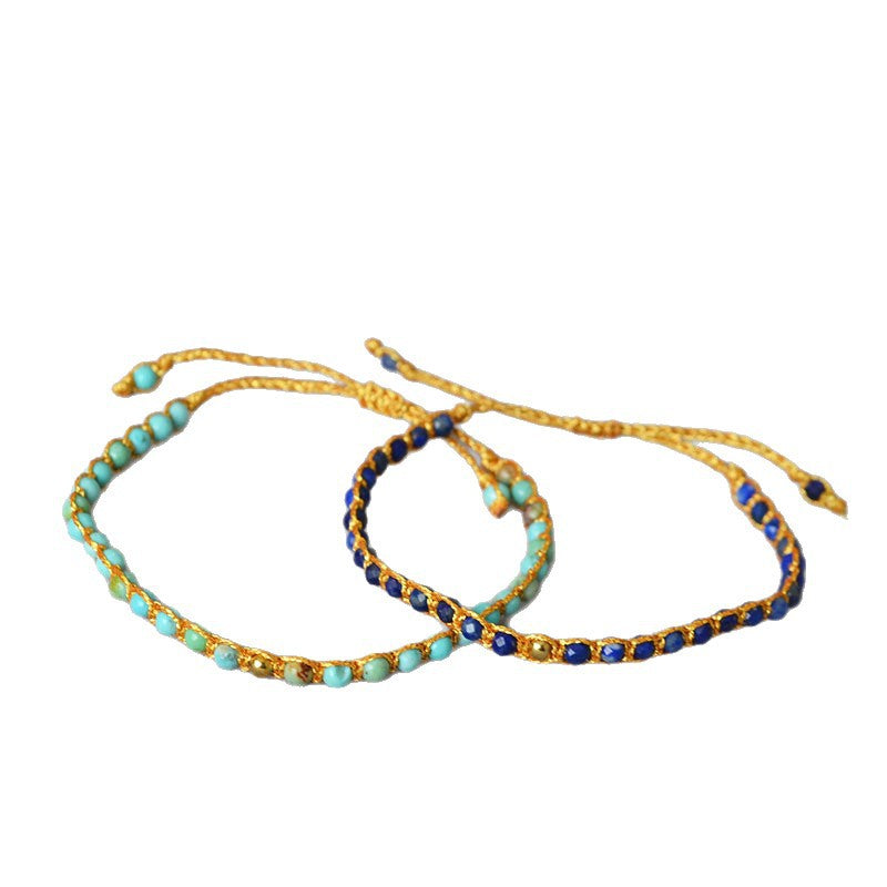Classic Gold Bracelet with Timeless Appeal