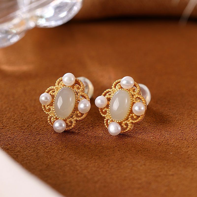 Stunning Silver Earring for Daily Wear