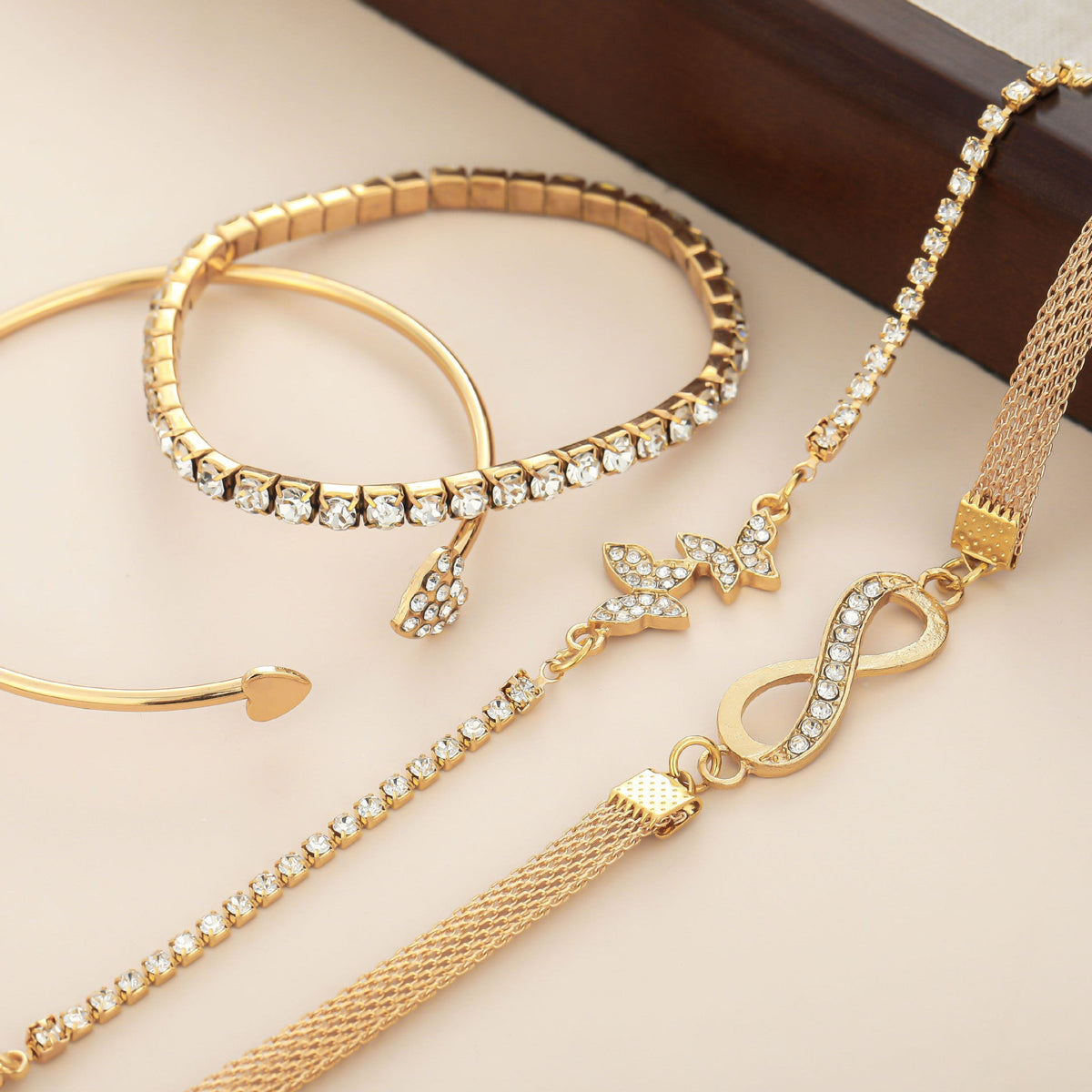 Stunning Piece for Daily Wear