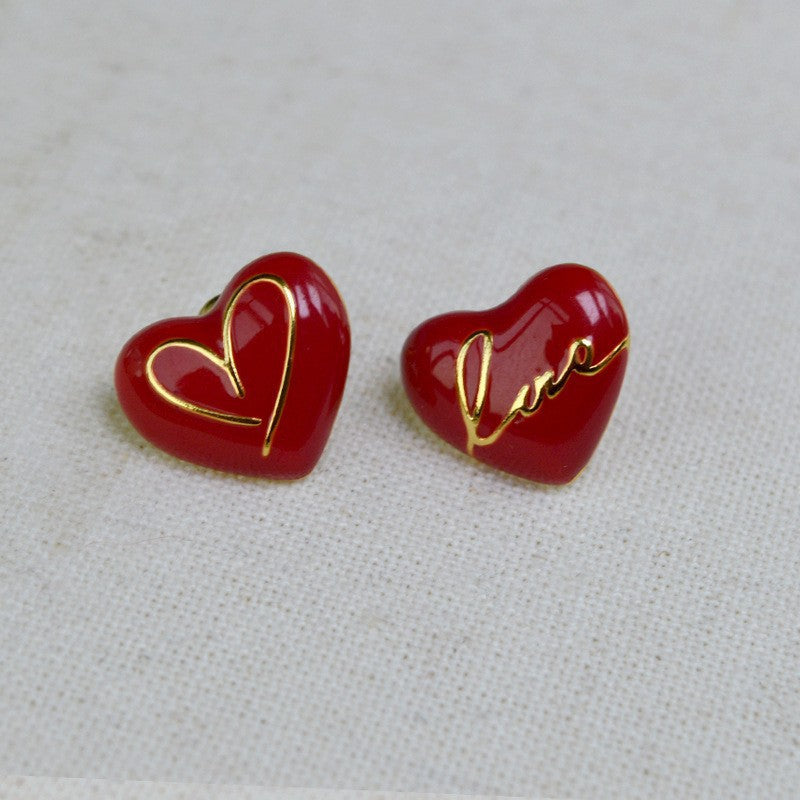 Elegant Gold Earring for Every Occasion