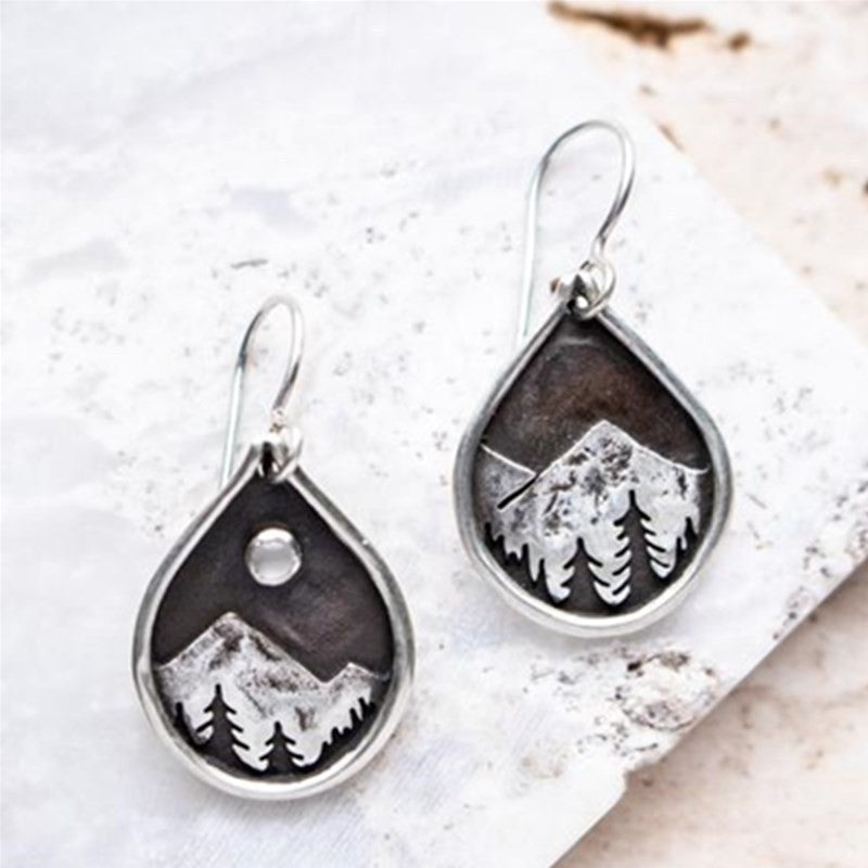 Charming Earring for Any Occasion