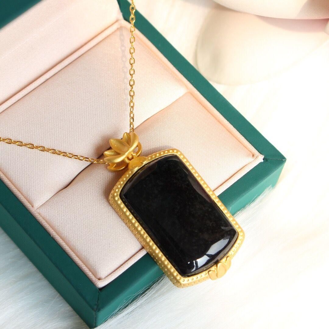 Vintage Handmade Gold Necklace