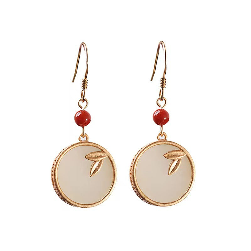 Charming Silver Earring for Any Occasion