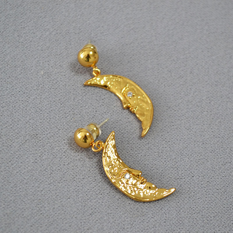 Stunning Gold Earring for Daily Wear