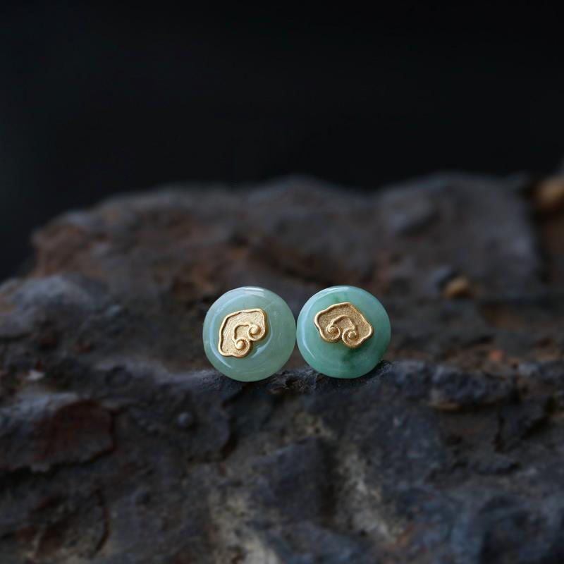 Classic Silver Earring with Timeless Appeal