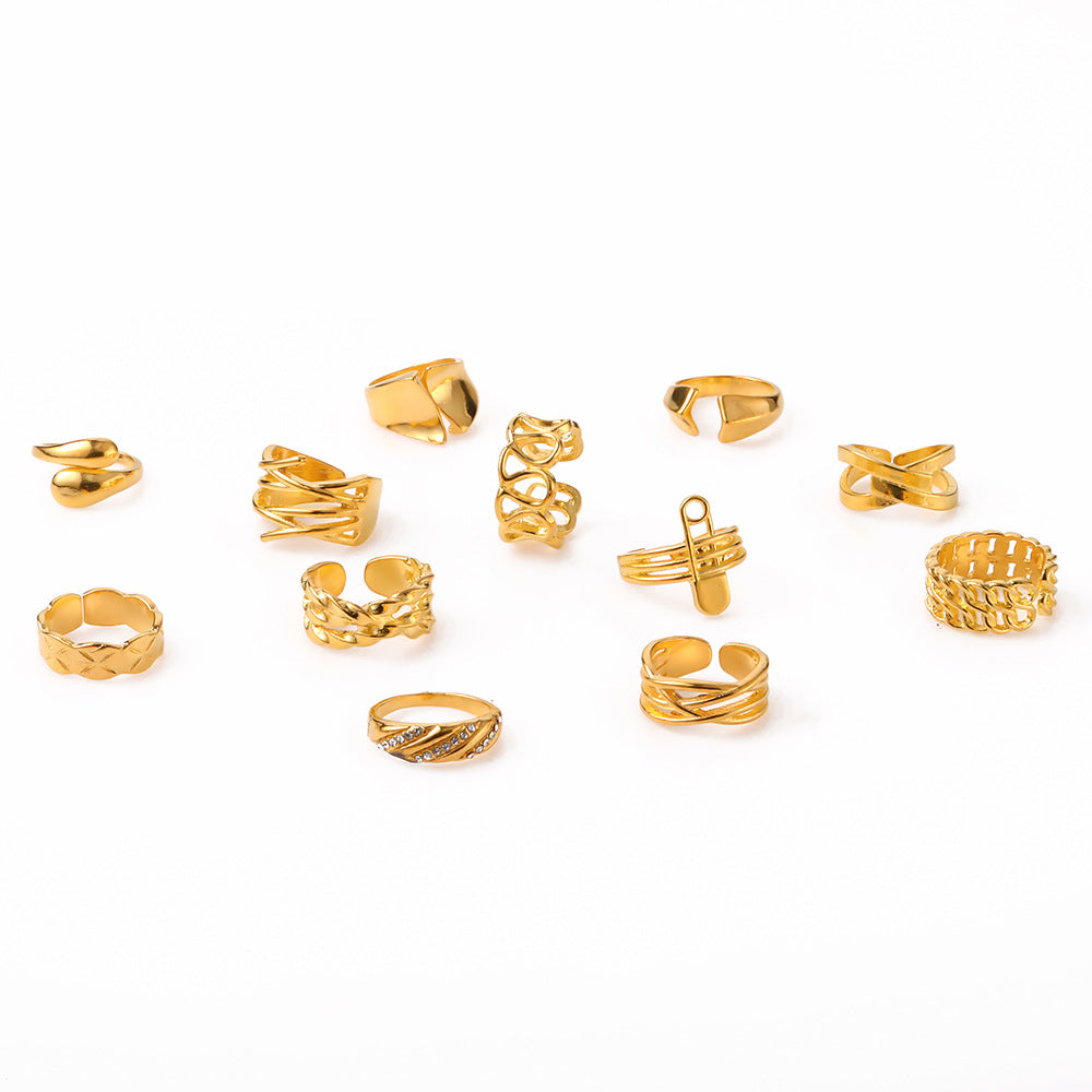 Classic Gold Ring with Timeless Appeal