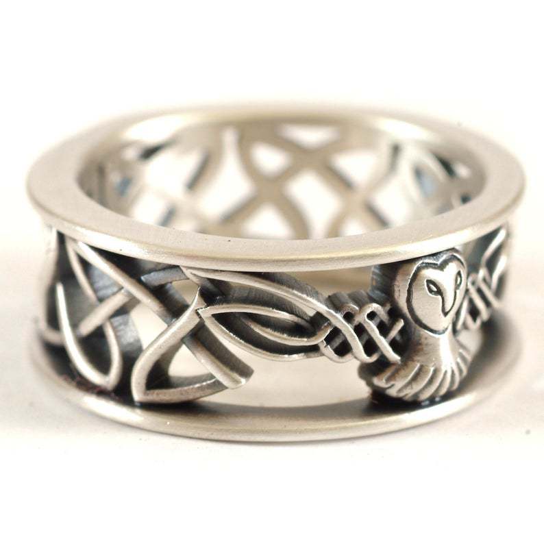 Classic Ring with Timeless Appeal