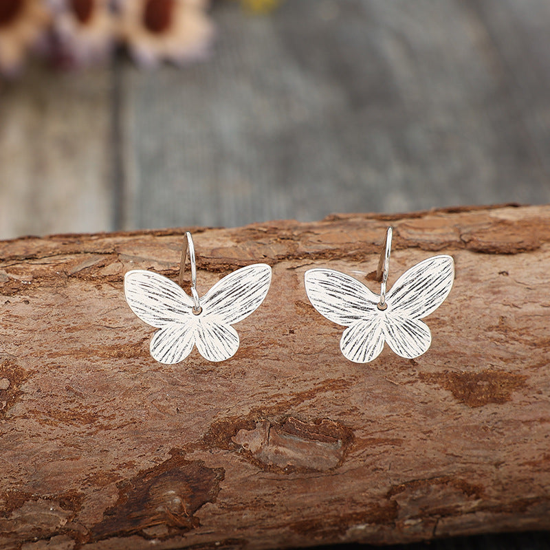 Beautiful Silver Earring with Unique Style