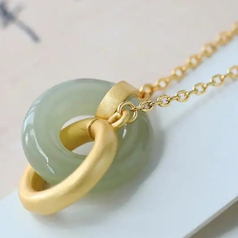 Stunning Gold Necklace for Daily Wear