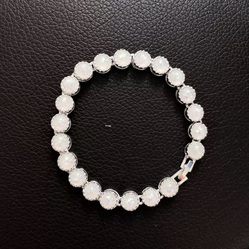 Stunning Silver Bracelet for Daily Wear