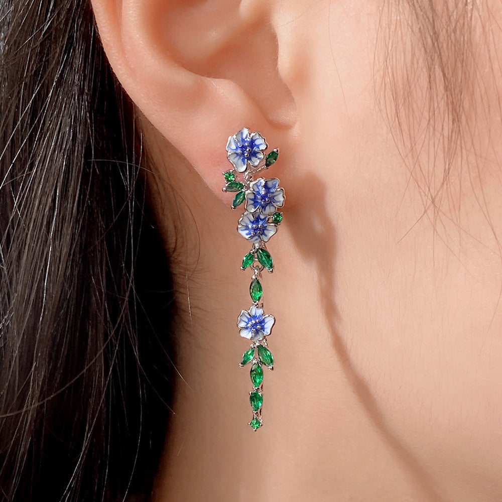 Classic Earring with Timeless Appeal