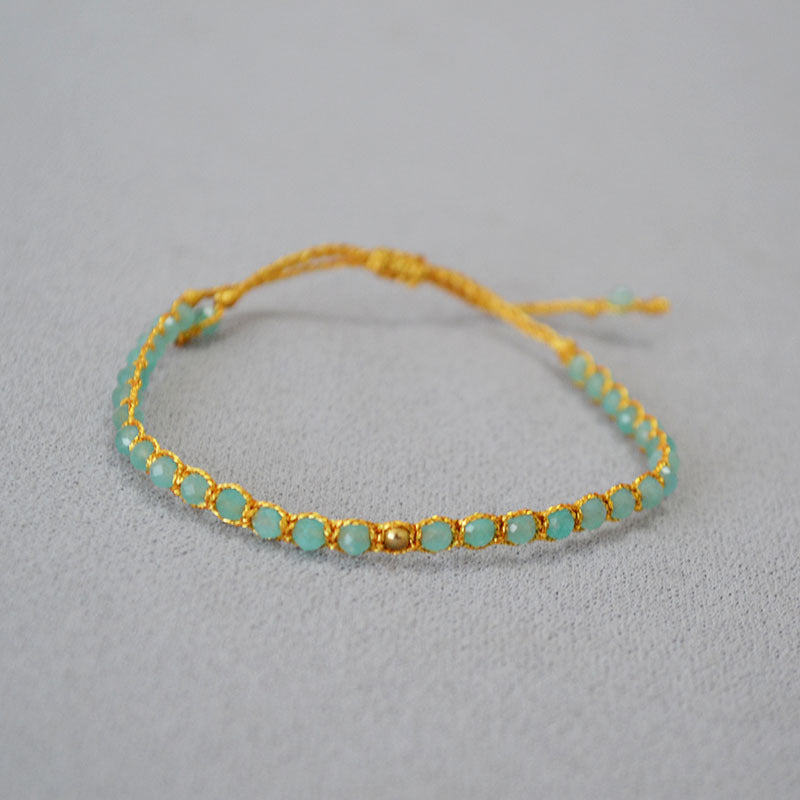 Classic Gold Bracelet with Timeless Appeal