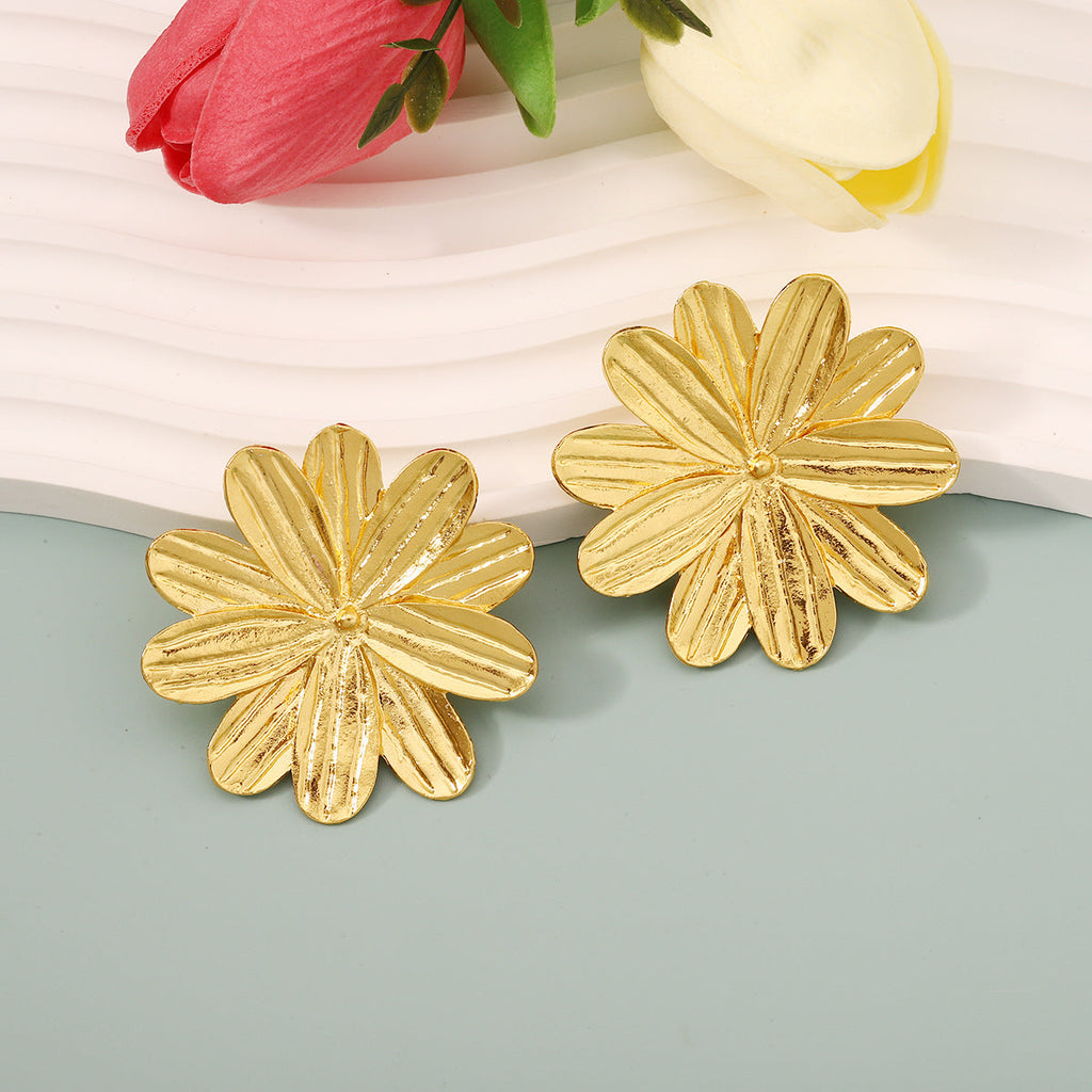 Elegant Earring for Every Occasion