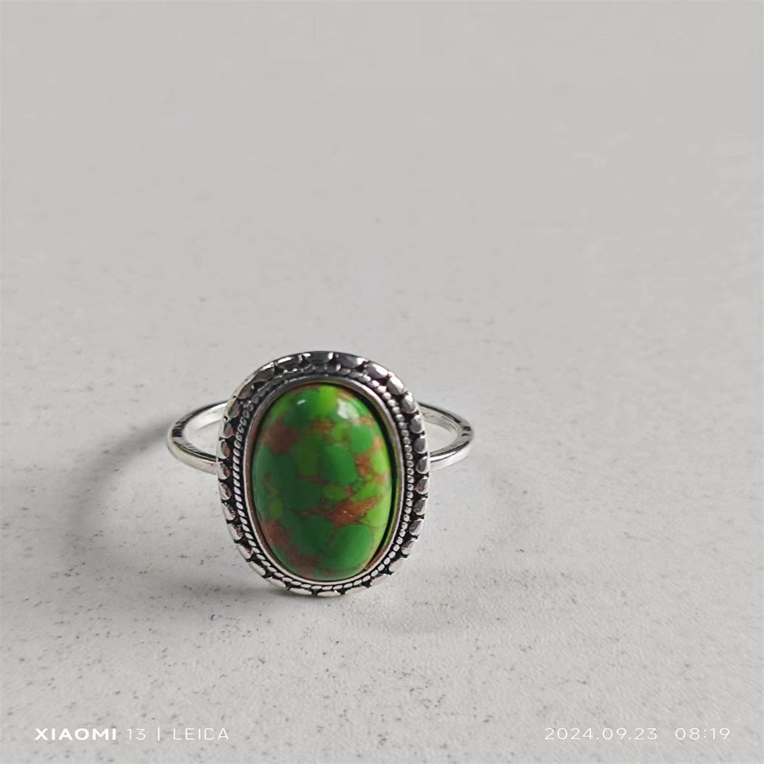 Classic Ring with Timeless Appeal