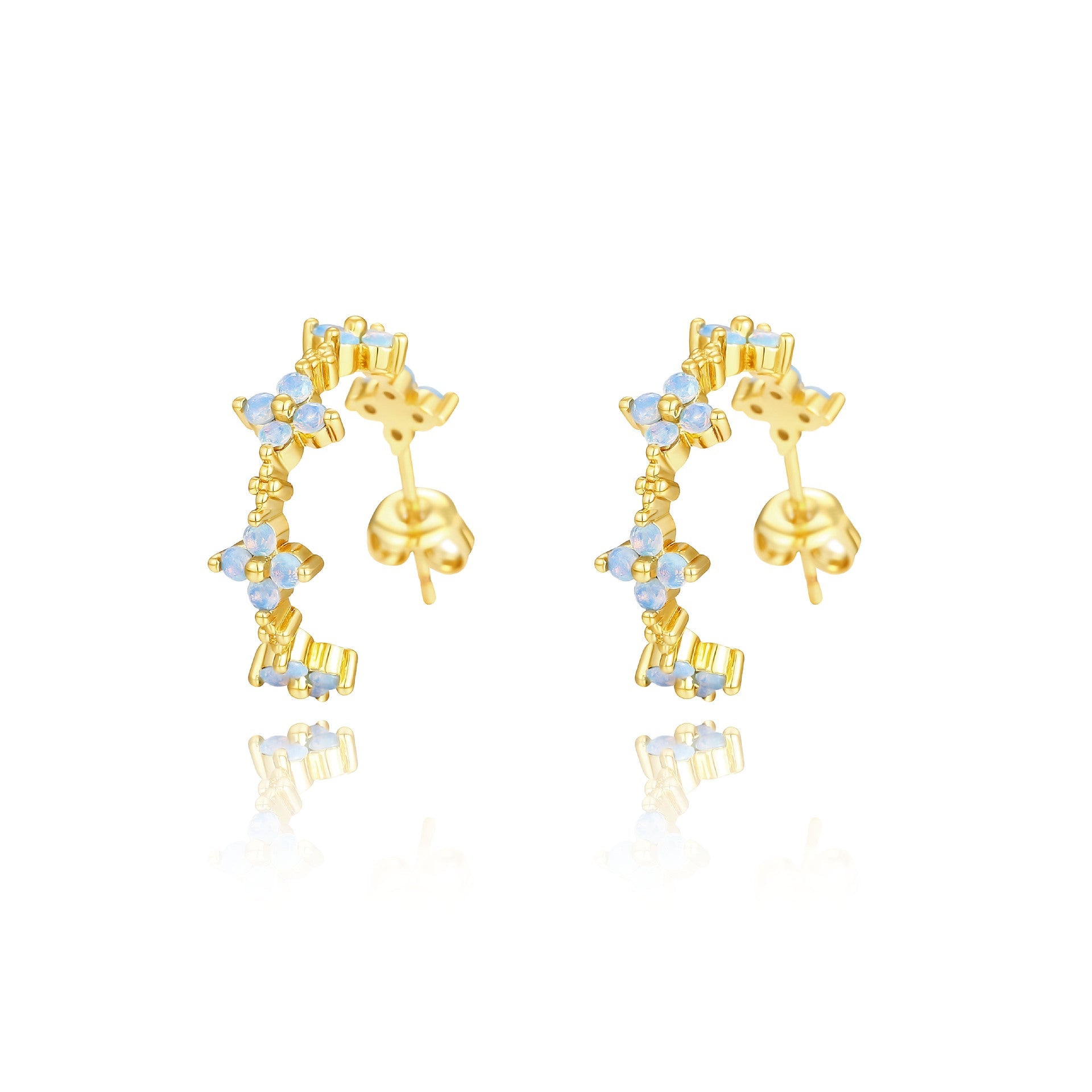 Beautiful Silver Earring with Unique Style