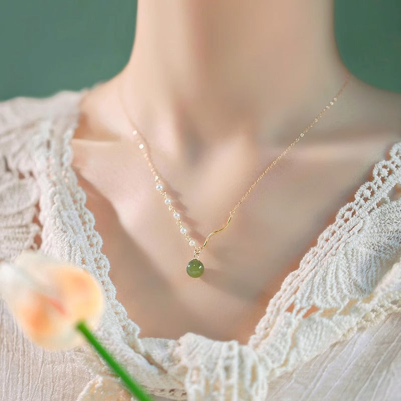 Elegant Pearl Necklace for Every Occasion