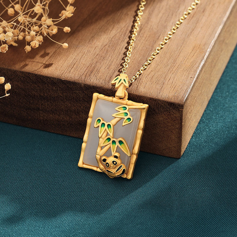 Classic Necklace with Timeless Appeal