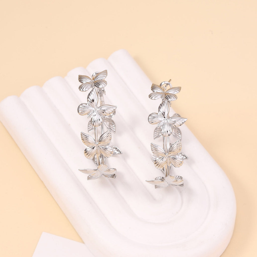 Classic Earring with Timeless Appeal