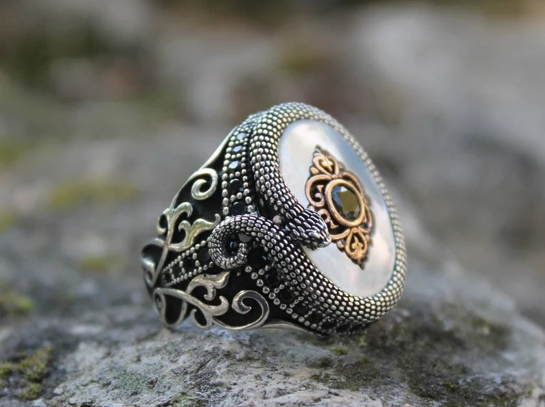 Charming Pearl Ring for Any Occasion