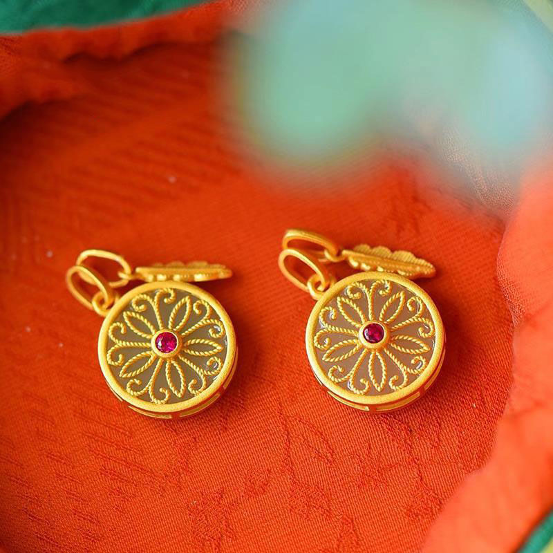 Charming Gold Necklace for Any Occasion