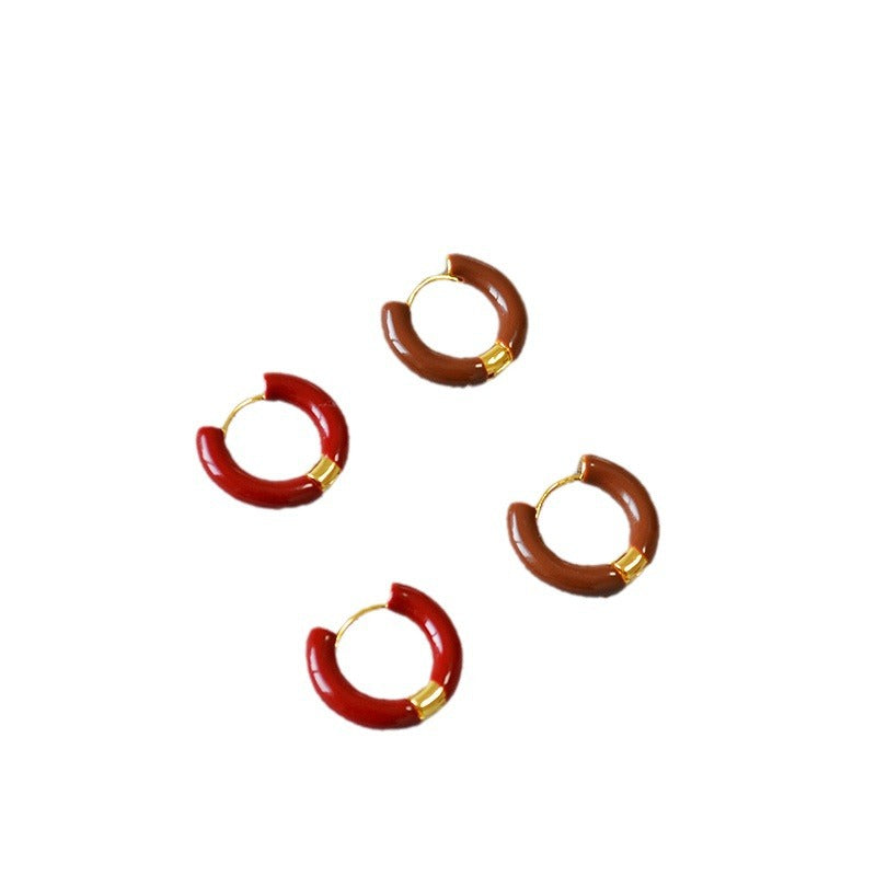 Romantic Gold Earring for Special Moments
