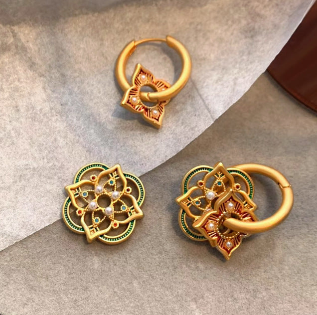 Charming Earring for Any Occasion