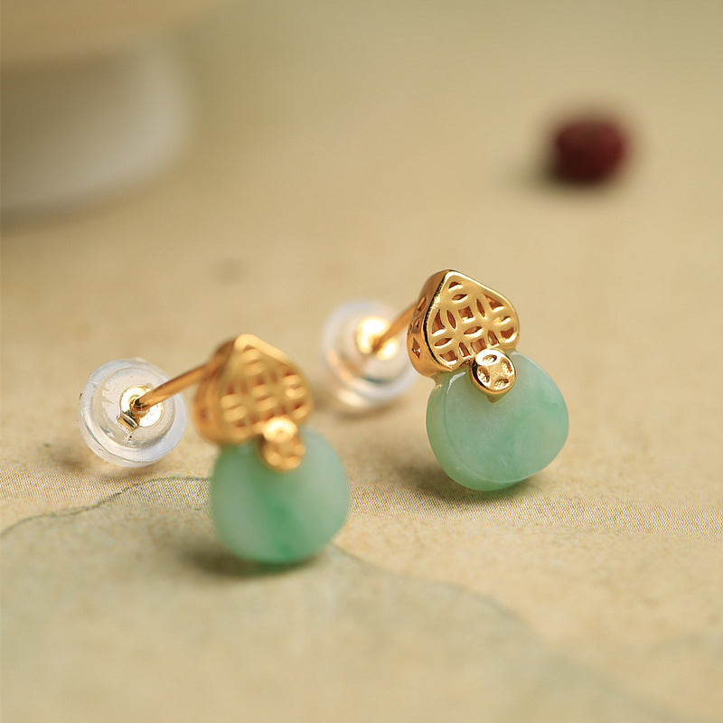 Romantic Silver Earring for Special Moments