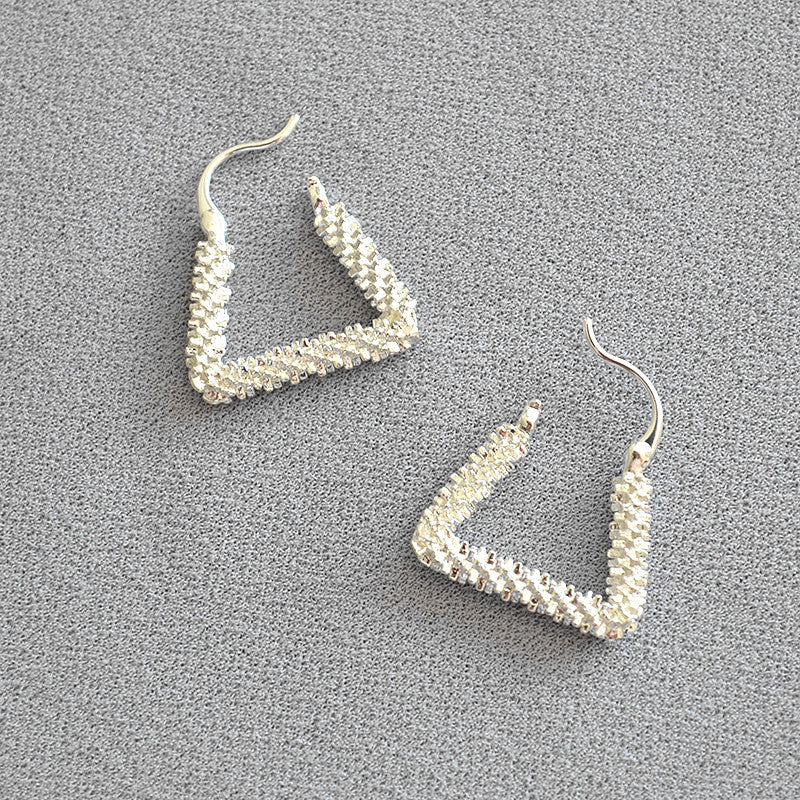 Elegant Gold Earring for Every Occasion