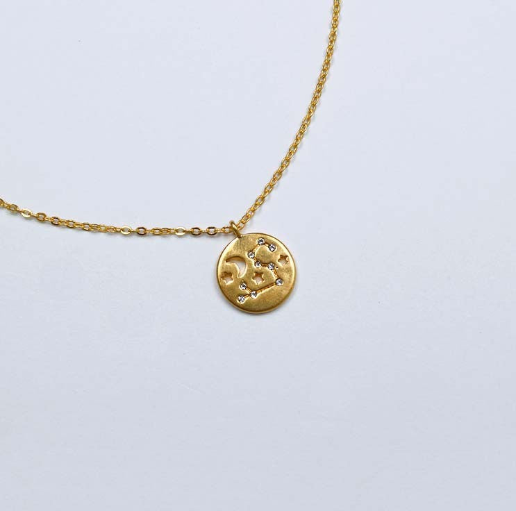 Stunning Gold Necklace for Daily Wear