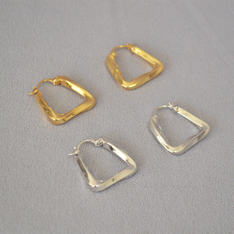 Romantic Earring for Special Moments