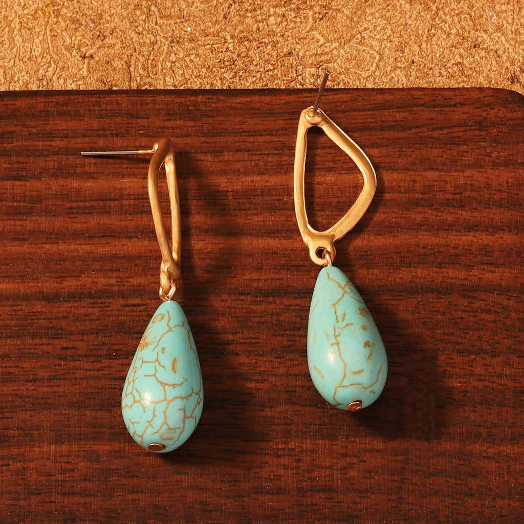 Classic Earring with Timeless Appeal