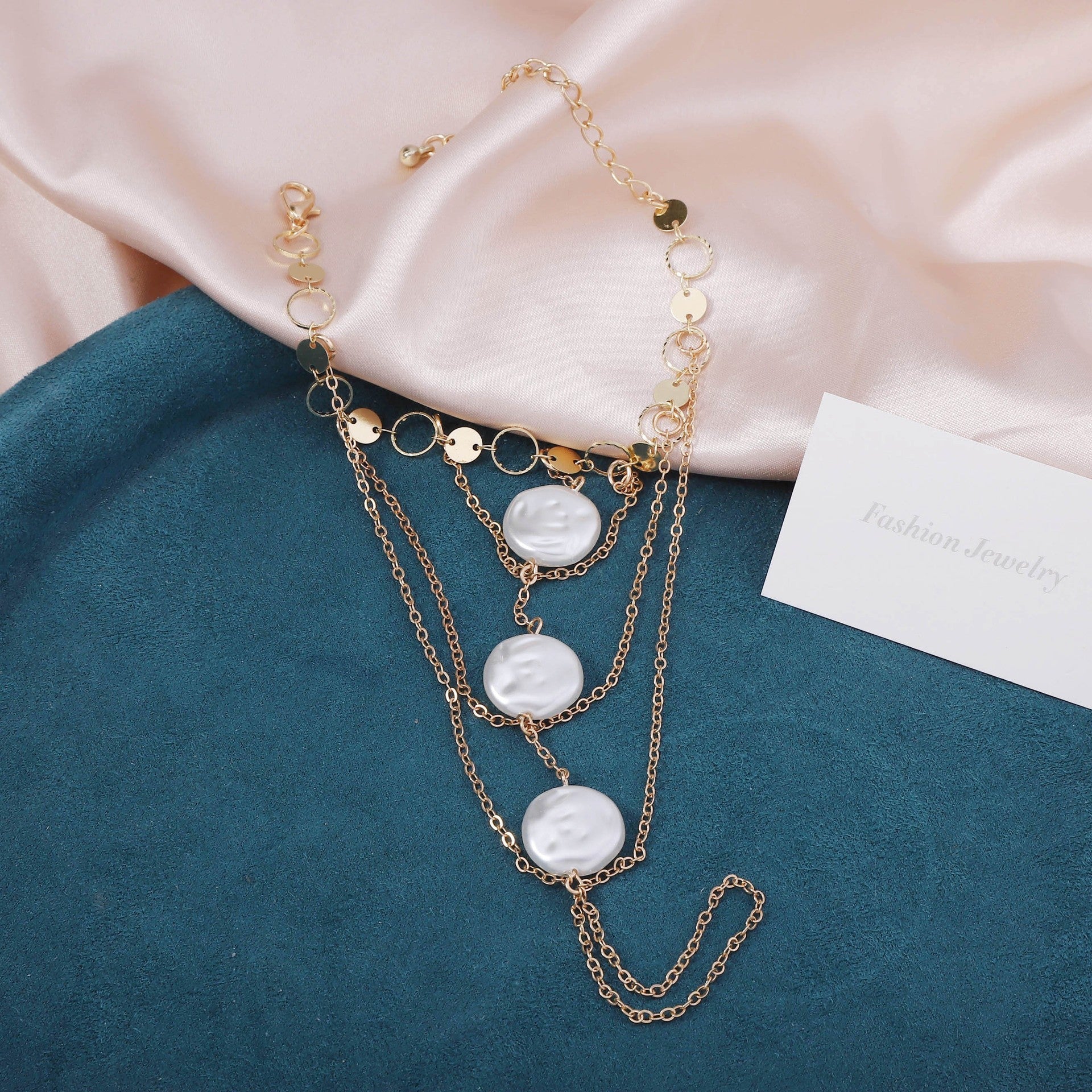 Stunning Pearl Bracelet for Daily Wear