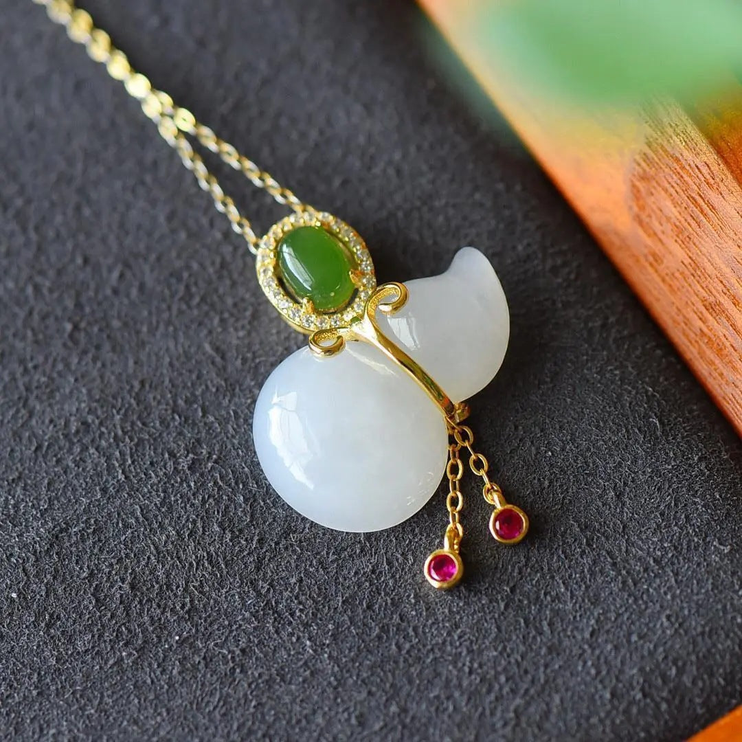 Romantic Necklace for Special Moments