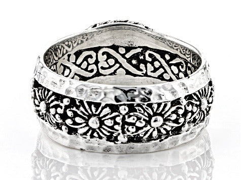Beautiful Ring with Unique Style