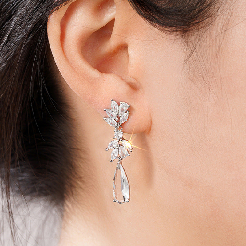 Romantic Earring for Special Moments