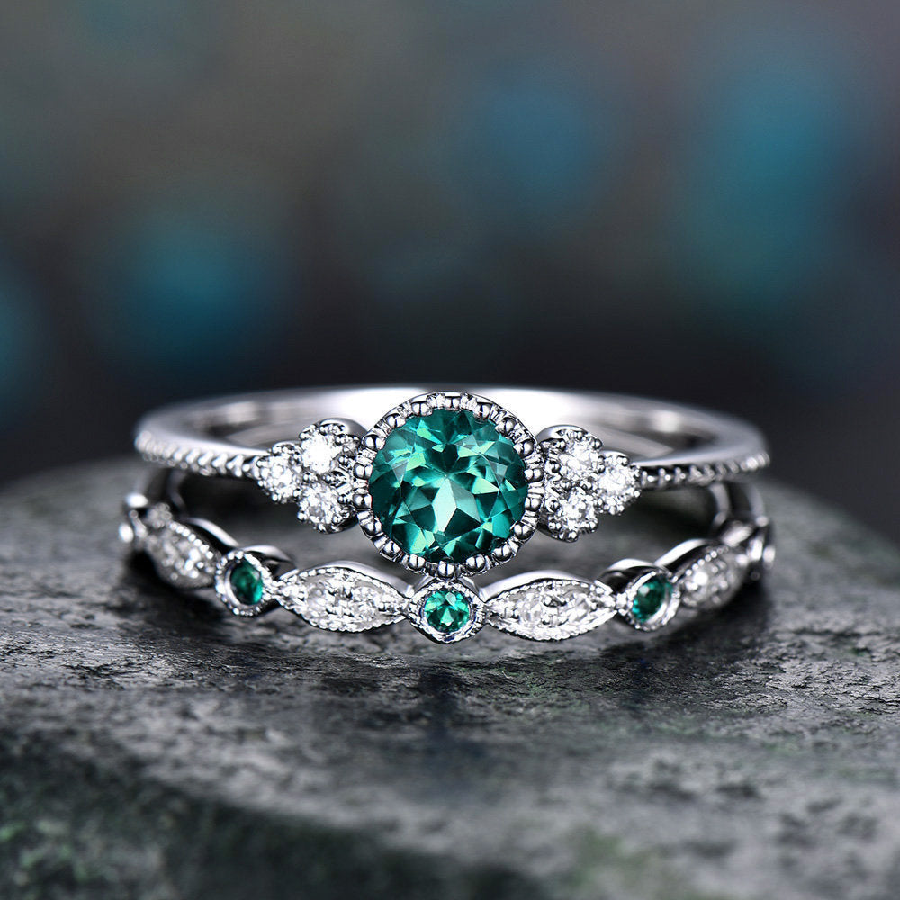 Classic Set with Timeless Appeal