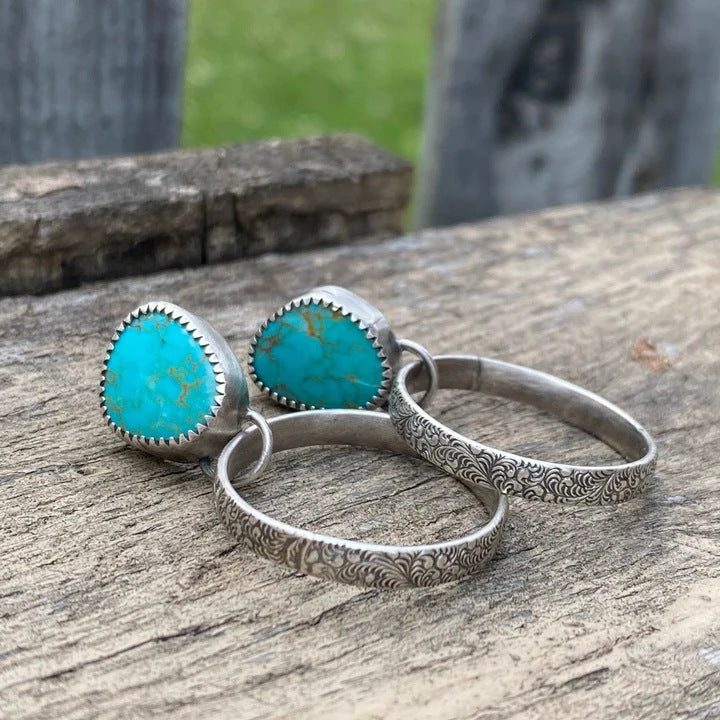 Classic Earring with Timeless Appeal