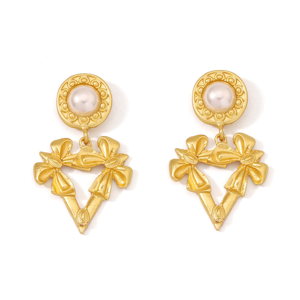 Romantic Pearl Earring for Special Moments