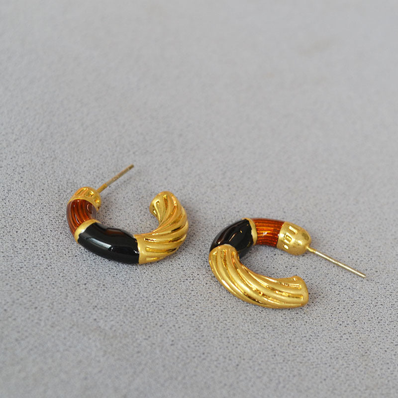 Delicate Artisan Gold Earring