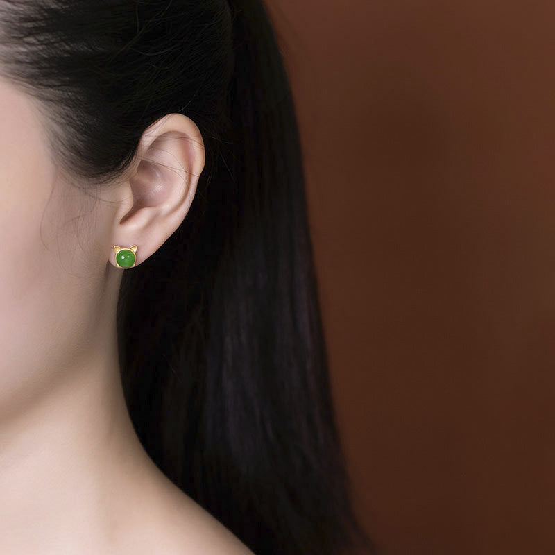 Romantic Gold Earring for Special Moments