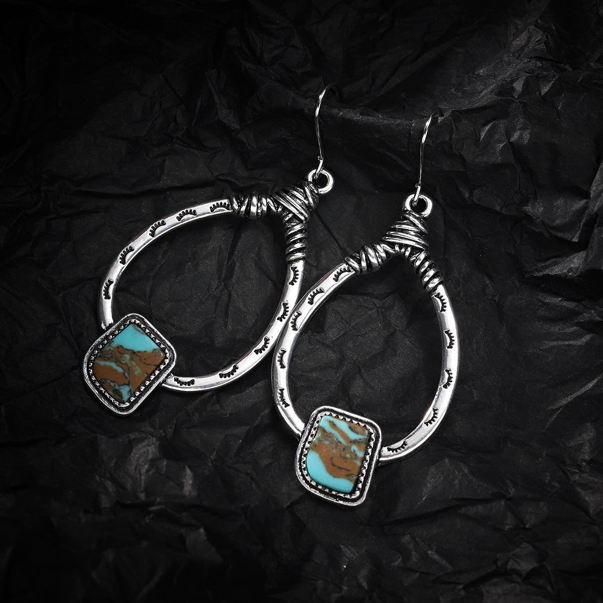 Stunning Earring for Daily Wear