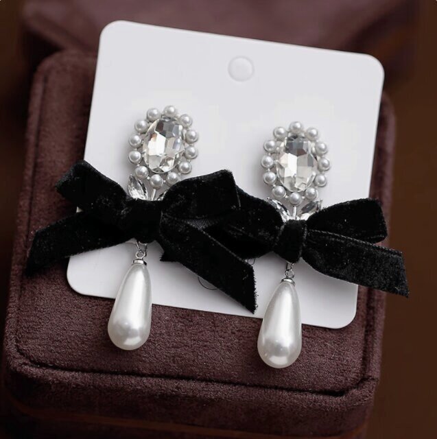 Vintage Handmade Pearl Earring