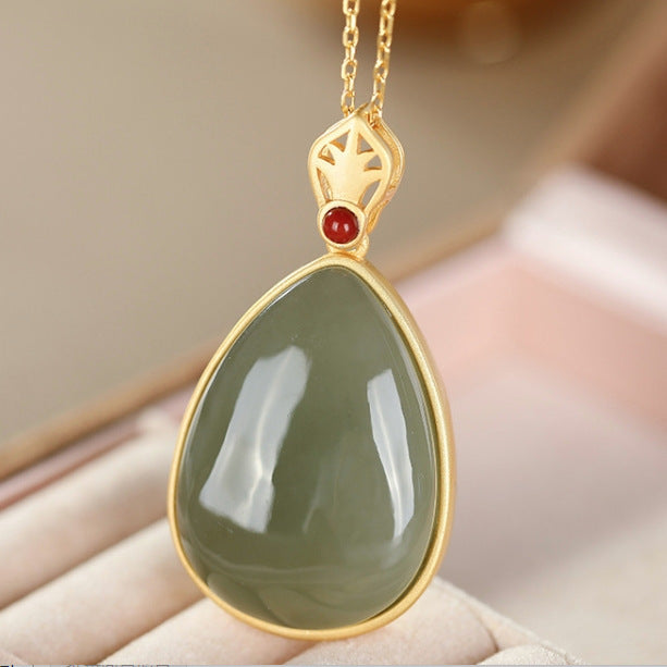 Stunning Gold Necklace for Daily Wear