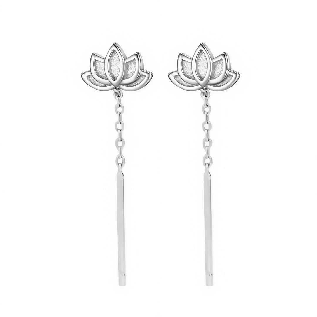 Charming Earring for Any Occasion