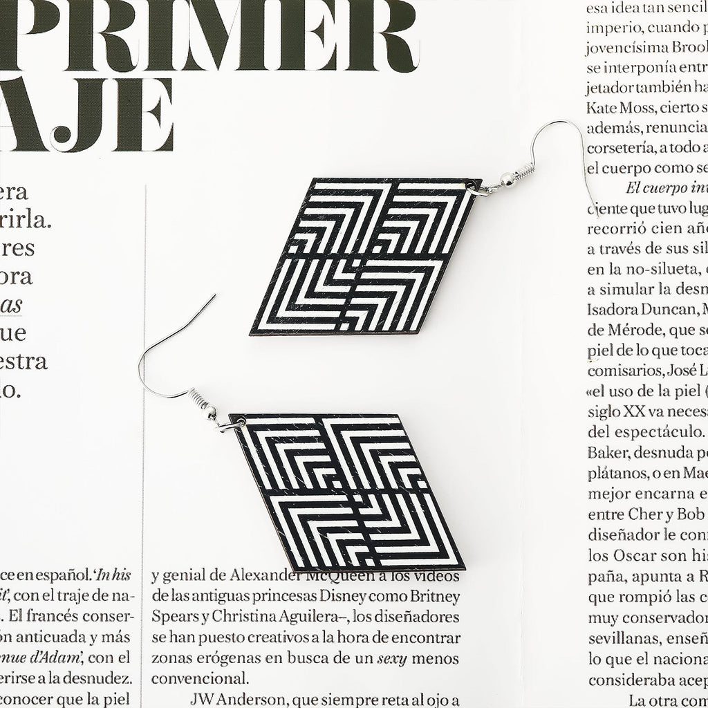 Classic Earring with Timeless Appeal