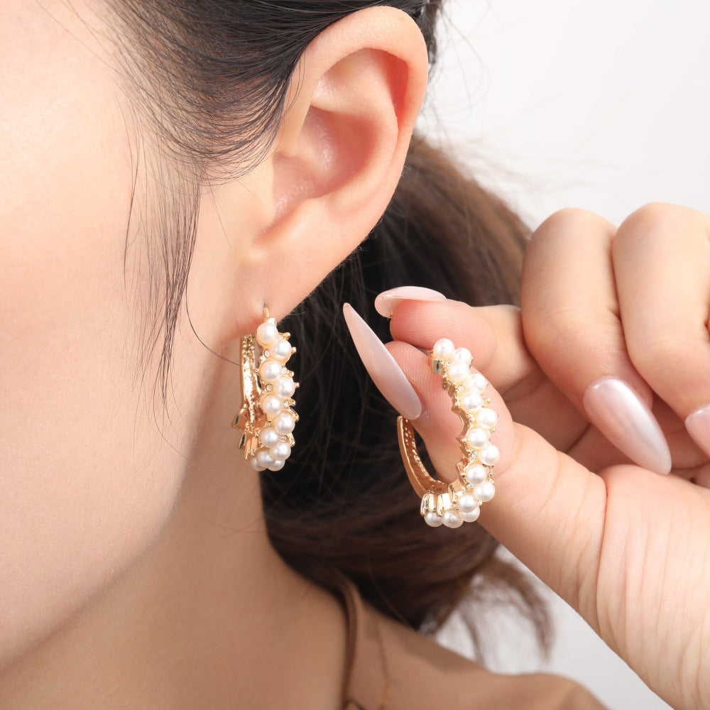 Stunning Gold Earring for Daily Wear