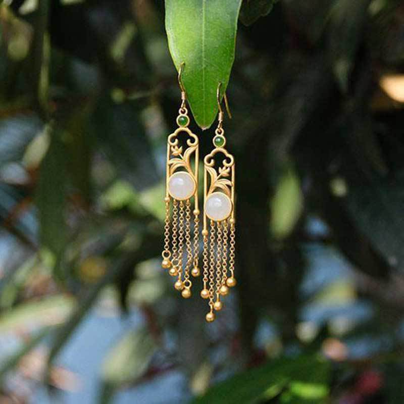 Stunning Gold Earring for Daily Wear