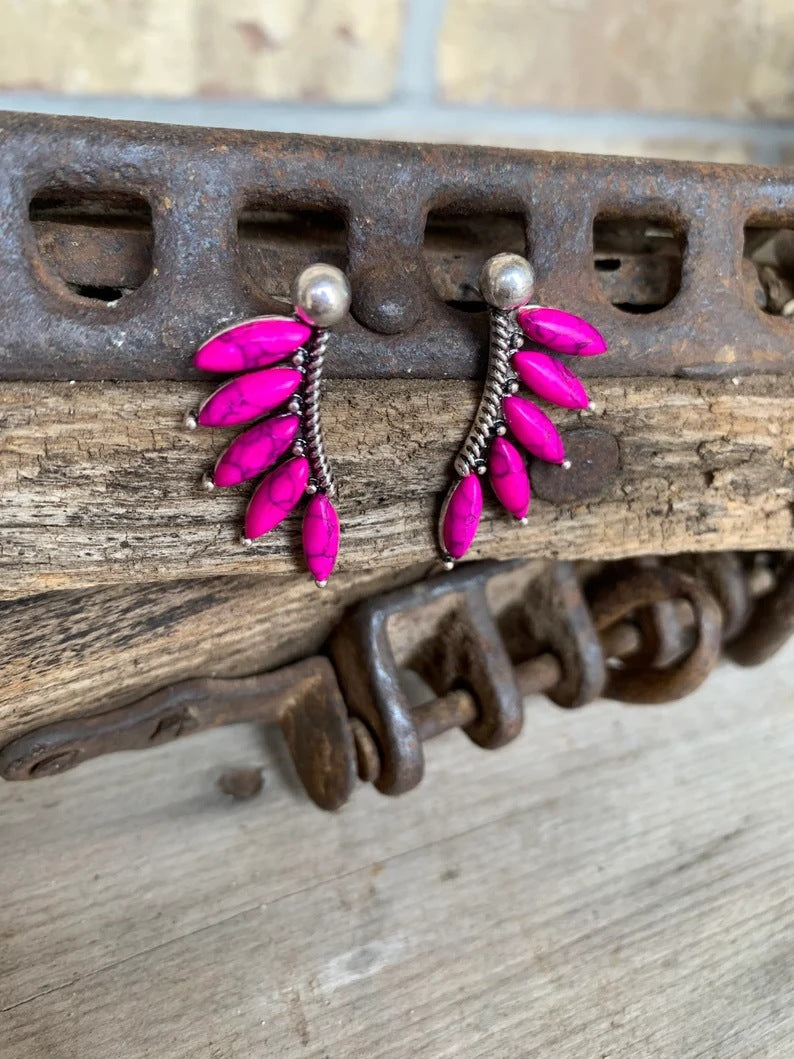 Charming Earring for Any Occasion