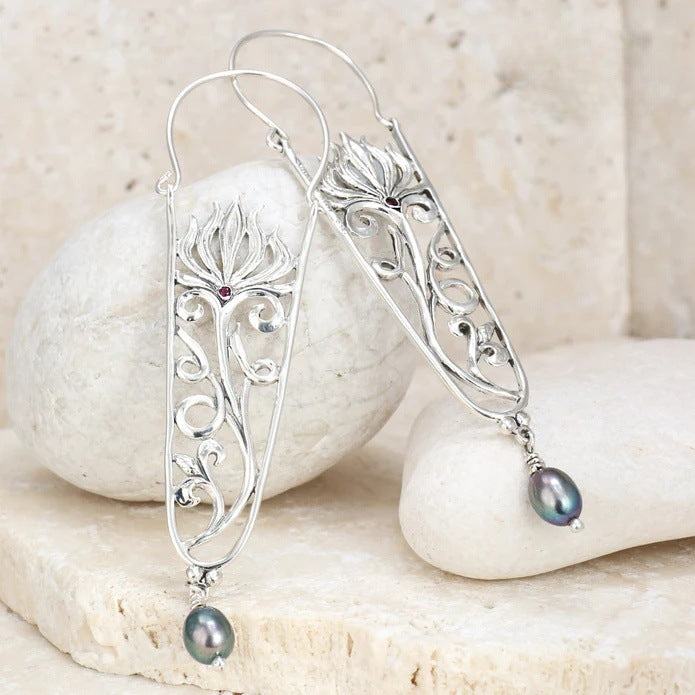 Classic Earring with Timeless Appeal